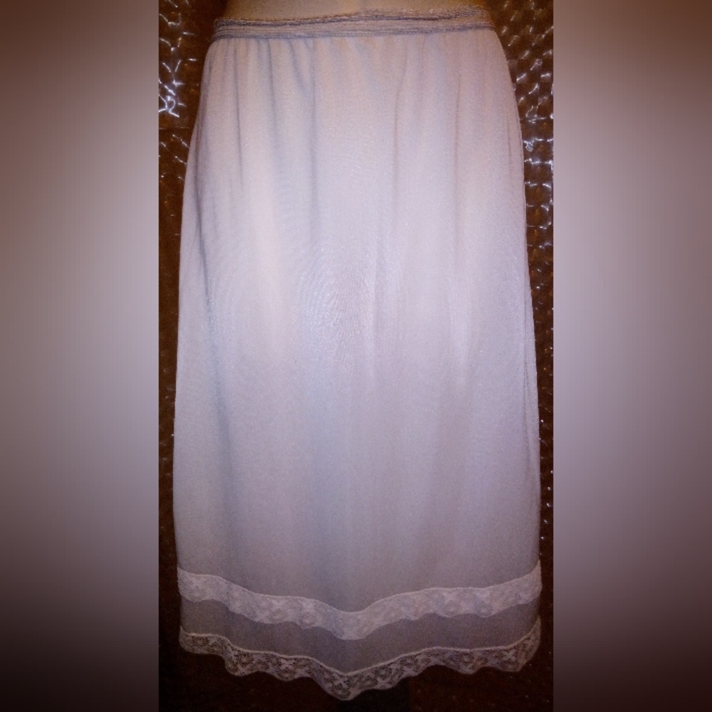 Vintage Dutchmaid Half Slip Size 32